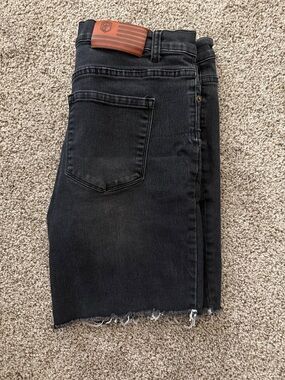 Born Primitive Flexy Jort